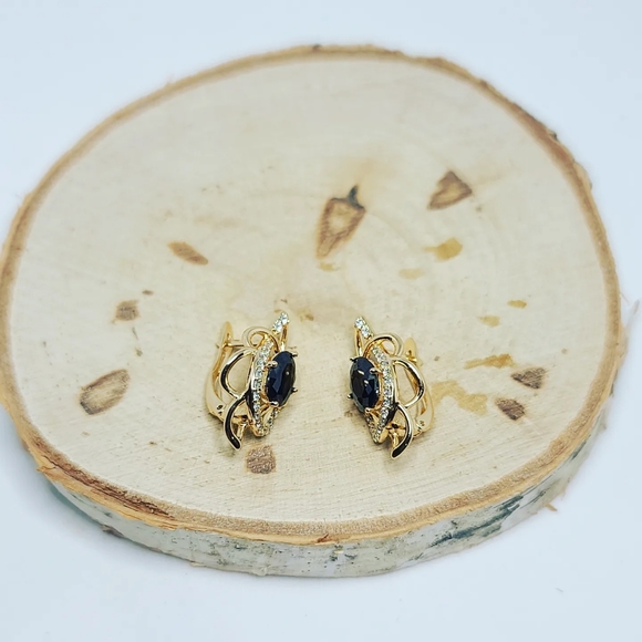 Zirconia Gold Plated earrings - Picture 4 of 4